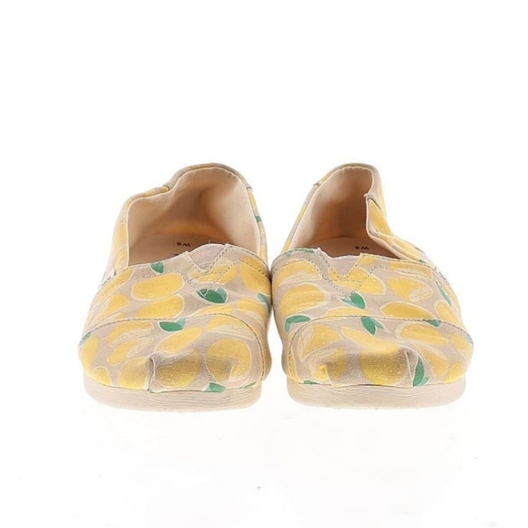 Toms Lemon 🍋 Print Shoes | Size 8 - EUC - Picture 2 of 4